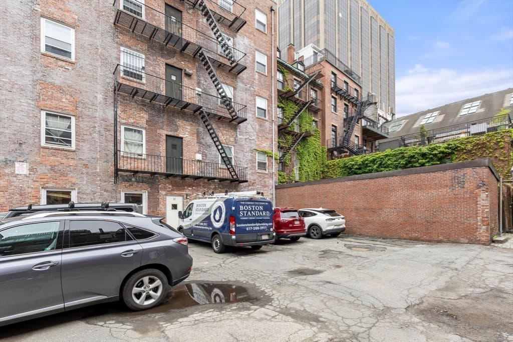 Condominium at 27 Bowdoin Street # 1C, Boston MA 02114, photo 15 of 20