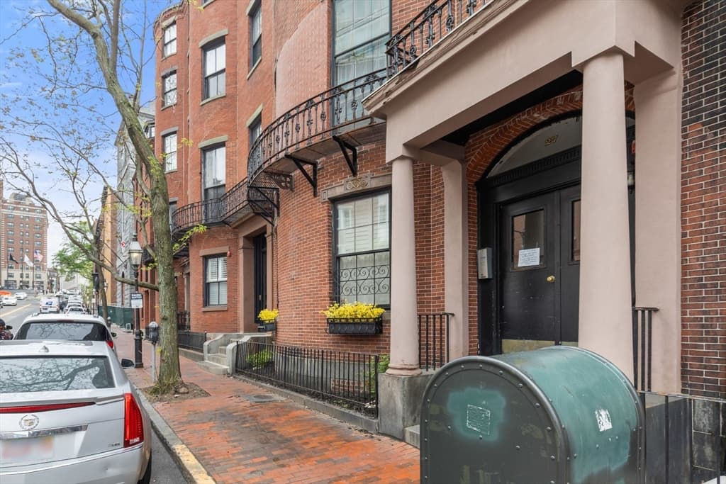 Condominium at 27 Bowdoin Street # 1C, Boston MA 02114, photo 19 of 20