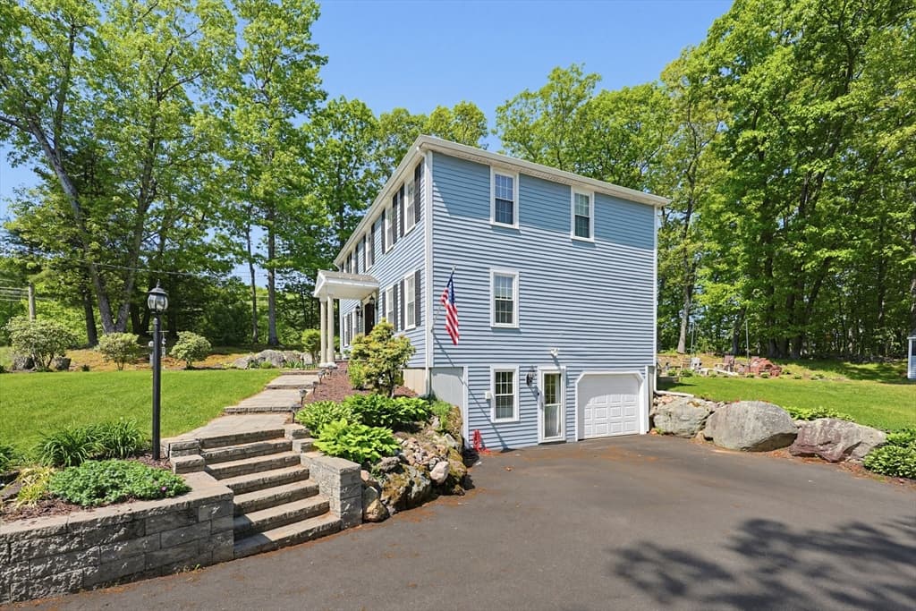271 Cliff Drive, North Attleboro MA 02760 photo 3