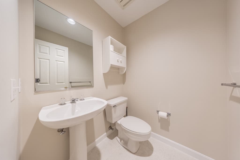 Condominium at 49 Bishops Forest Dr # 49, Waltham MA 02452, photo 19 of 40