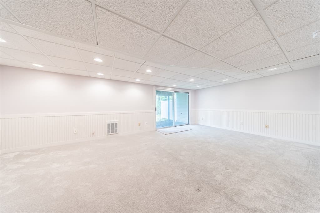 Condominium at 49 Bishops Forest Dr # 49, Waltham MA 02452, photo 35 of 40