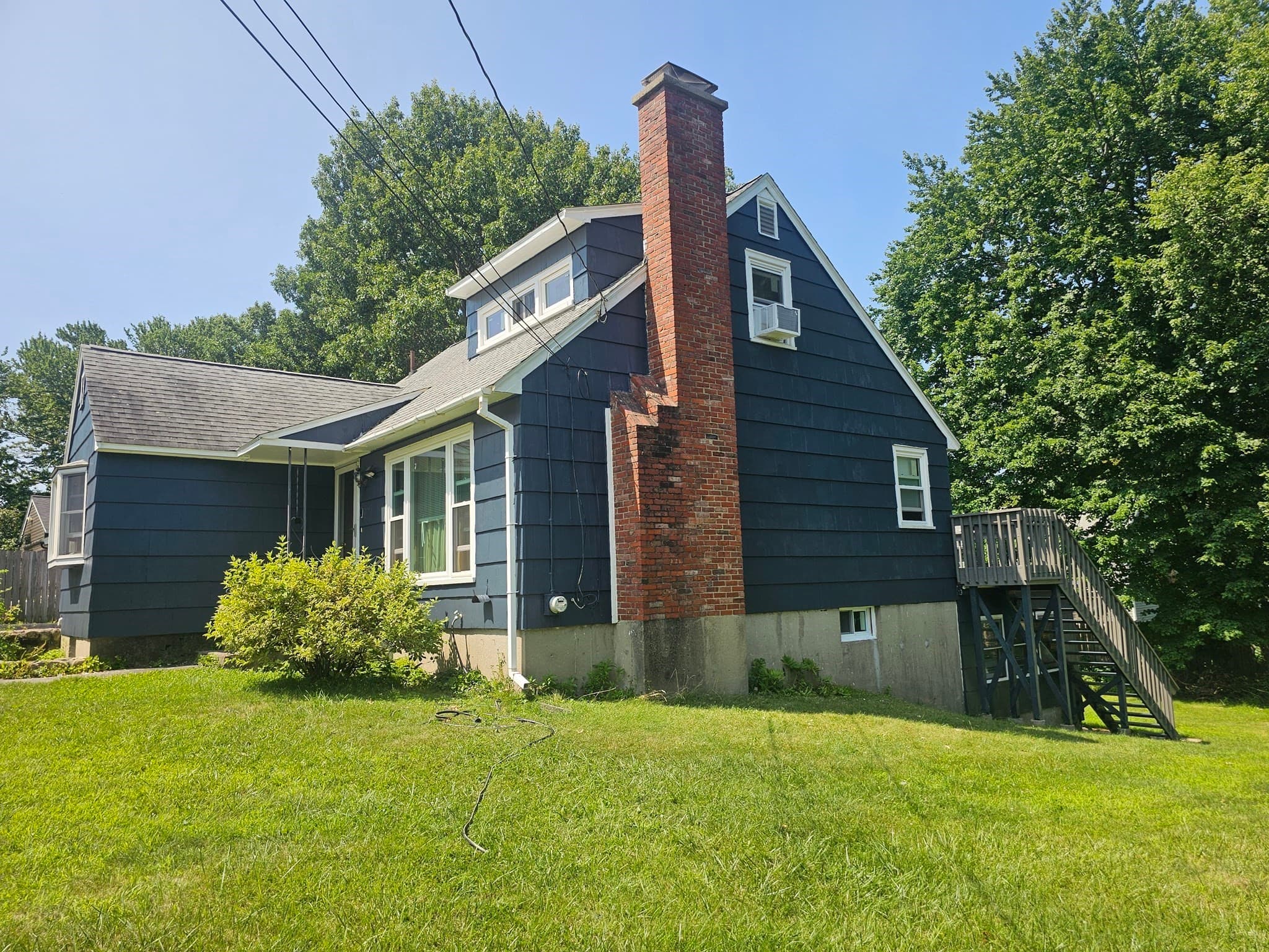 Single Family Residence at 186 Ridge Rd, Marlborough MA 01752, Marlborough, photo 2 of 38