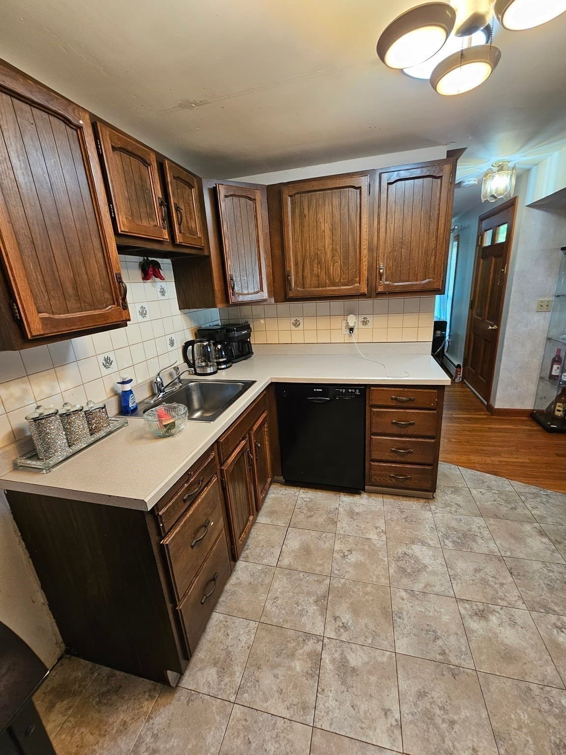 Single Family Residence at 186 Ridge Rd, Marlborough MA 01752, Marlborough, photo 25 of 38