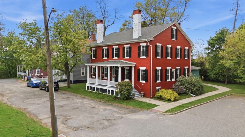 Single Family Residence at 48 Madison Ave, Springfield MA 01105, Springfield, photo 31 of 40