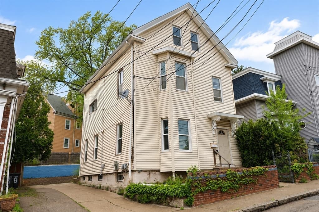 18 Crescent St., Somerville MA 02145