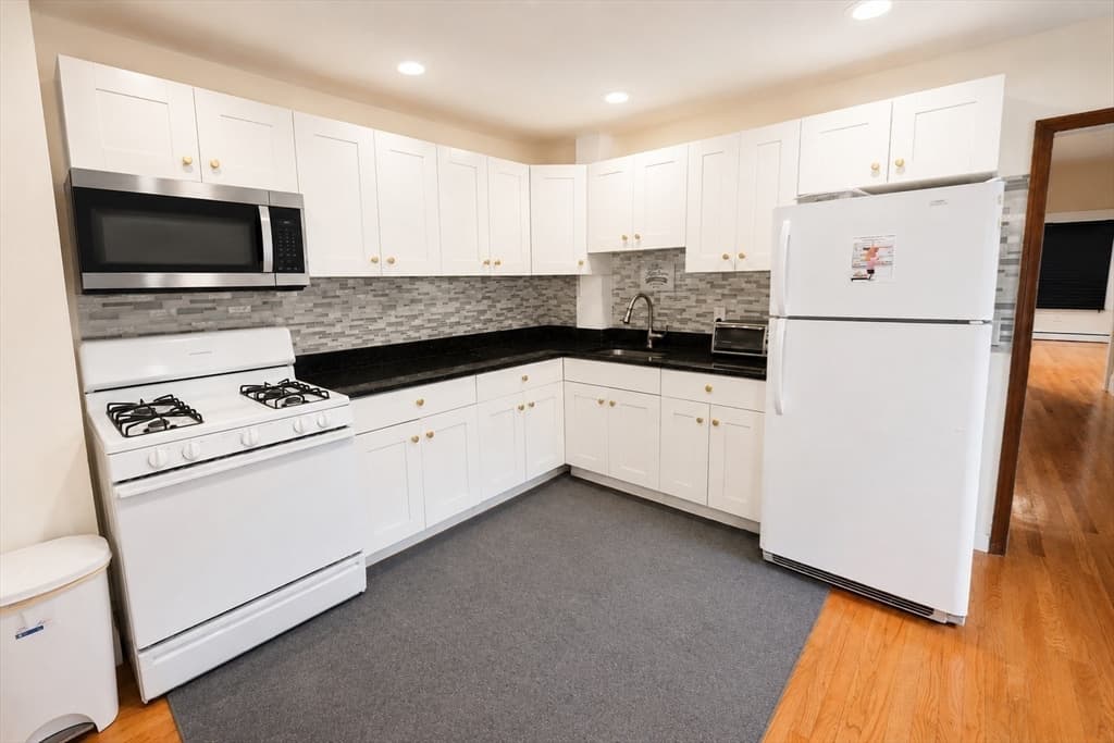 Multi Family at 18 Crescent St., Somerville MA 02145, photo 4 of 17