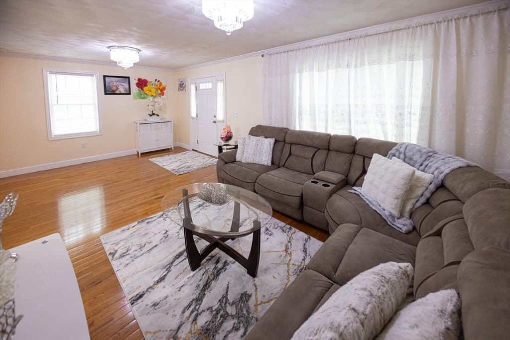 76 River St, Lynn MA 01905 photo 6