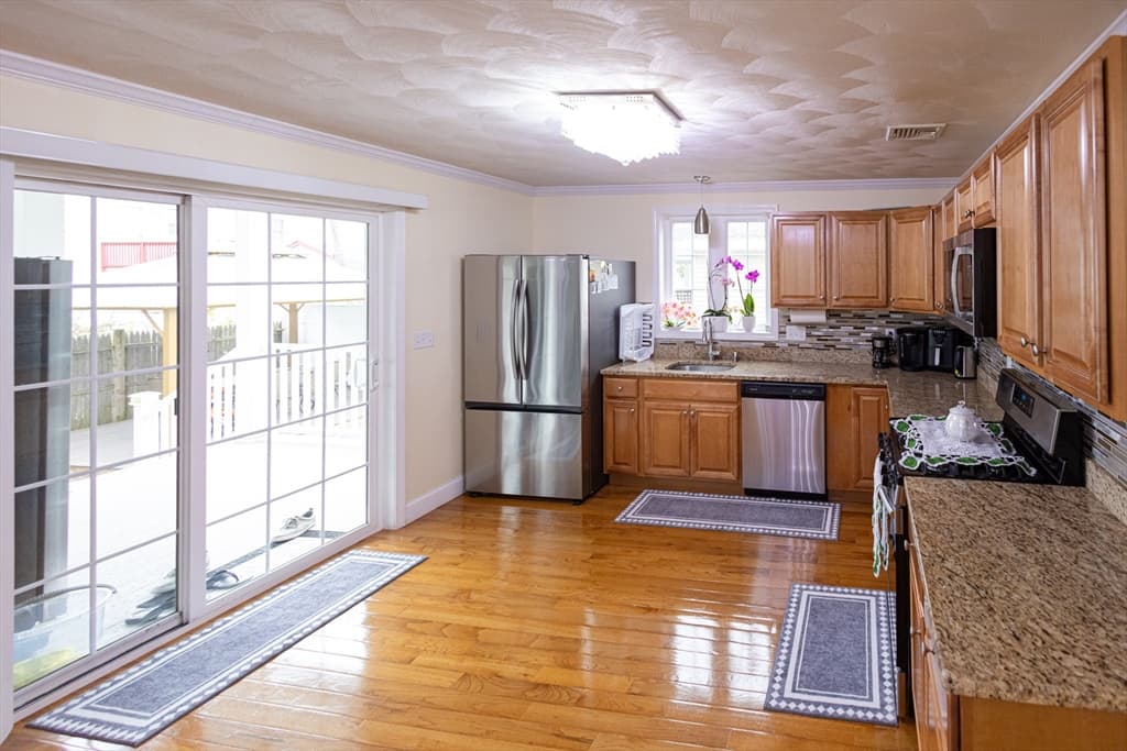 76 River St, Lynn MA 01905 photo 7