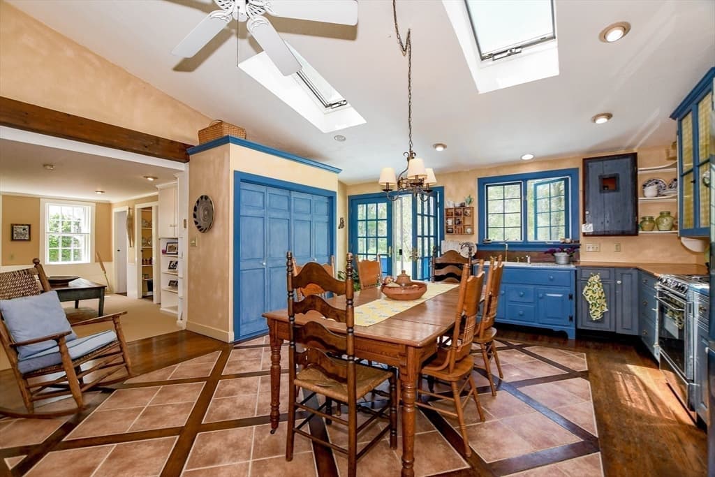 595 New Bedford Road, Rochester MA 02770 photo 13