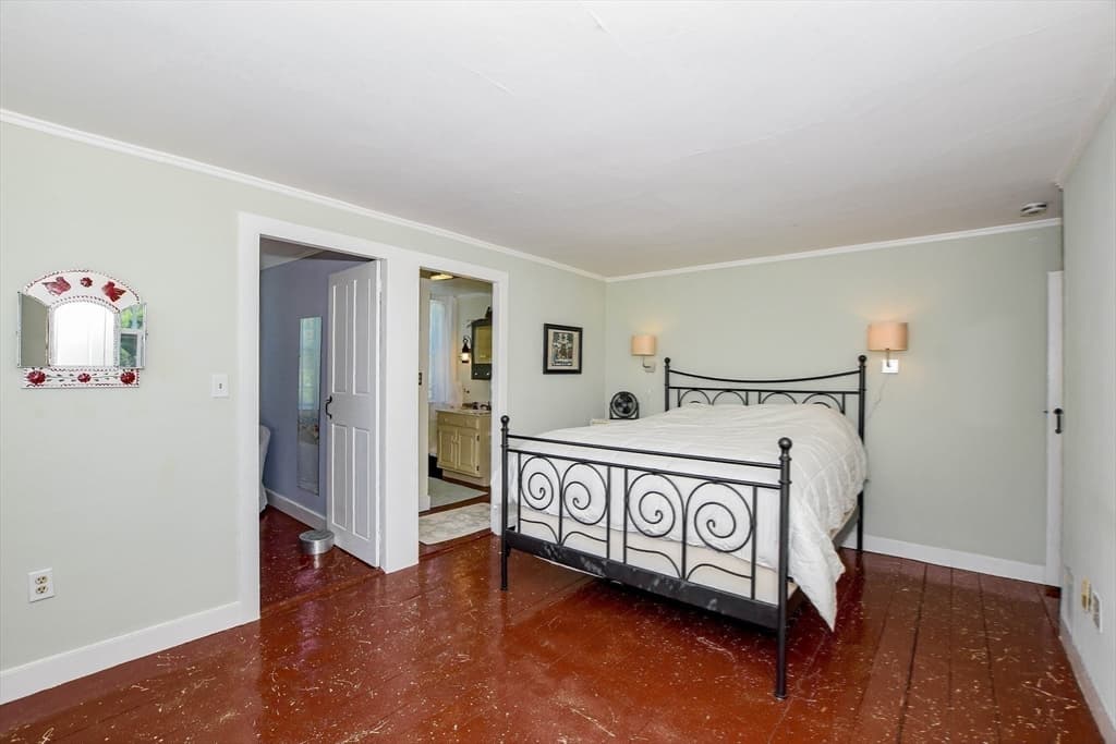 595 New Bedford Road, Rochester MA 02770 photo 26