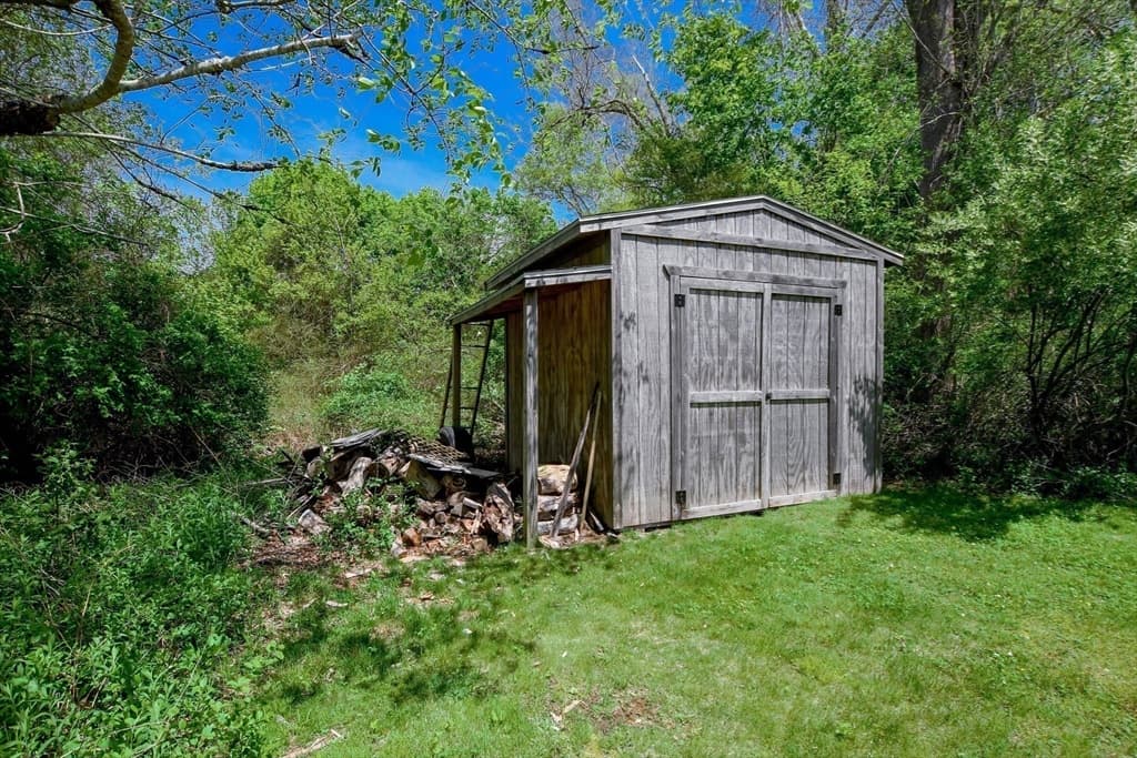 595 New Bedford Road, Rochester MA 02770 photo 34