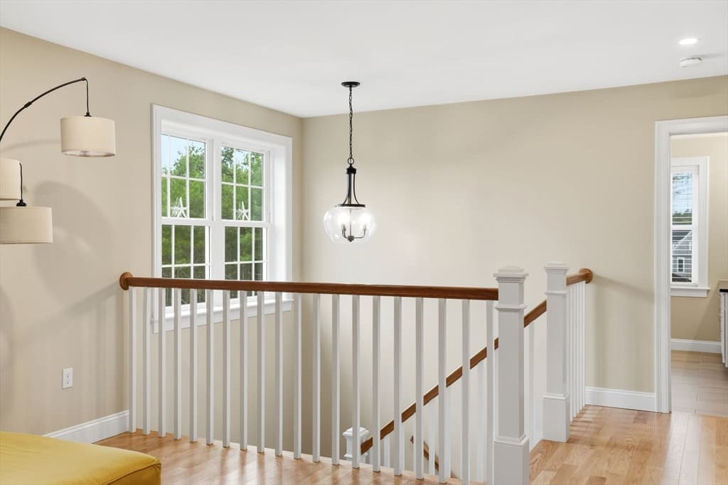 Single Family Residence at 7 Yellow Birch Dr, Plymouth MA 02360, photo 26 of 42