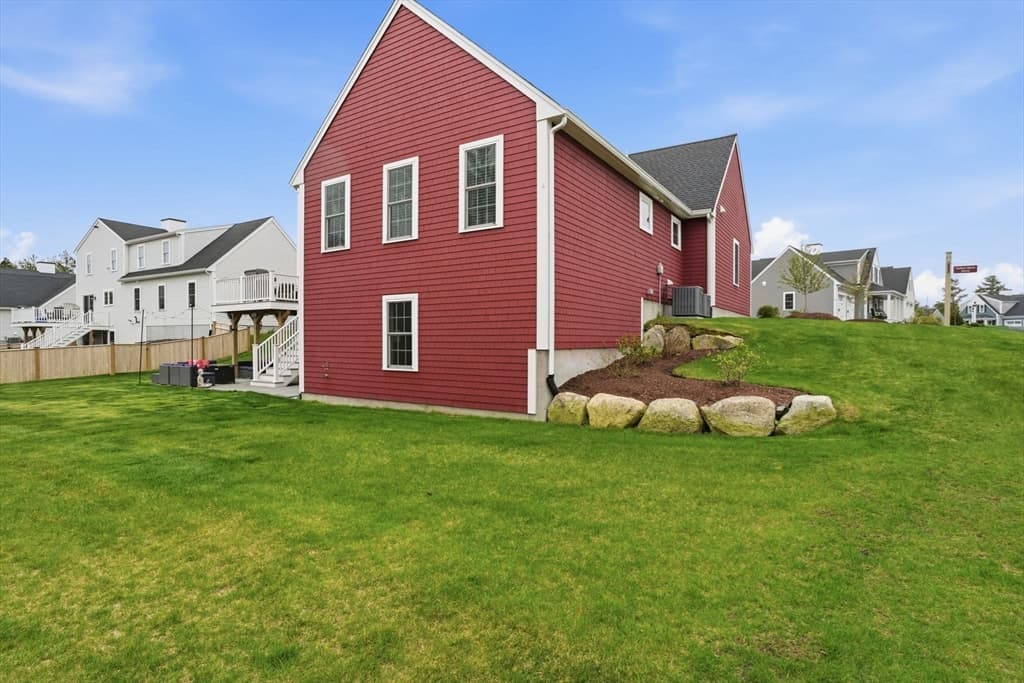 Single Family Residence at 7 Yellow Birch Dr, Plymouth MA 02360, photo 38 of 42