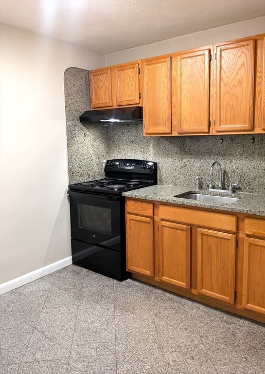 26 Willis St # 33, Framingham MA 01702 photo 3