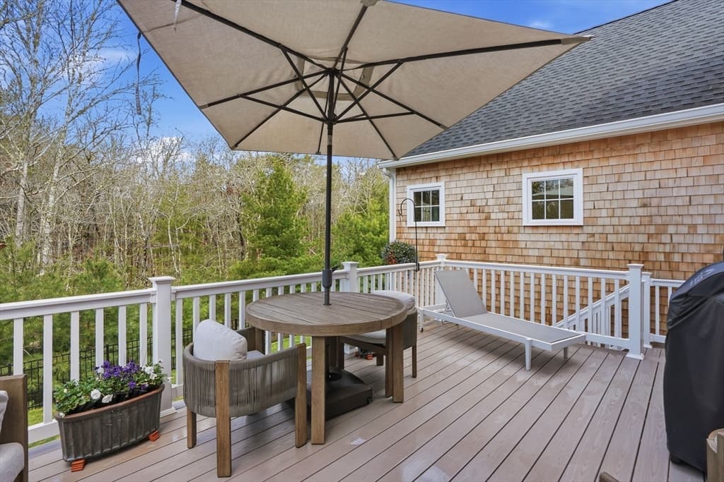 Single Family Residence at 10 Cranberry Farm Rd, Plymouth MA 02360, photo 23 of 26