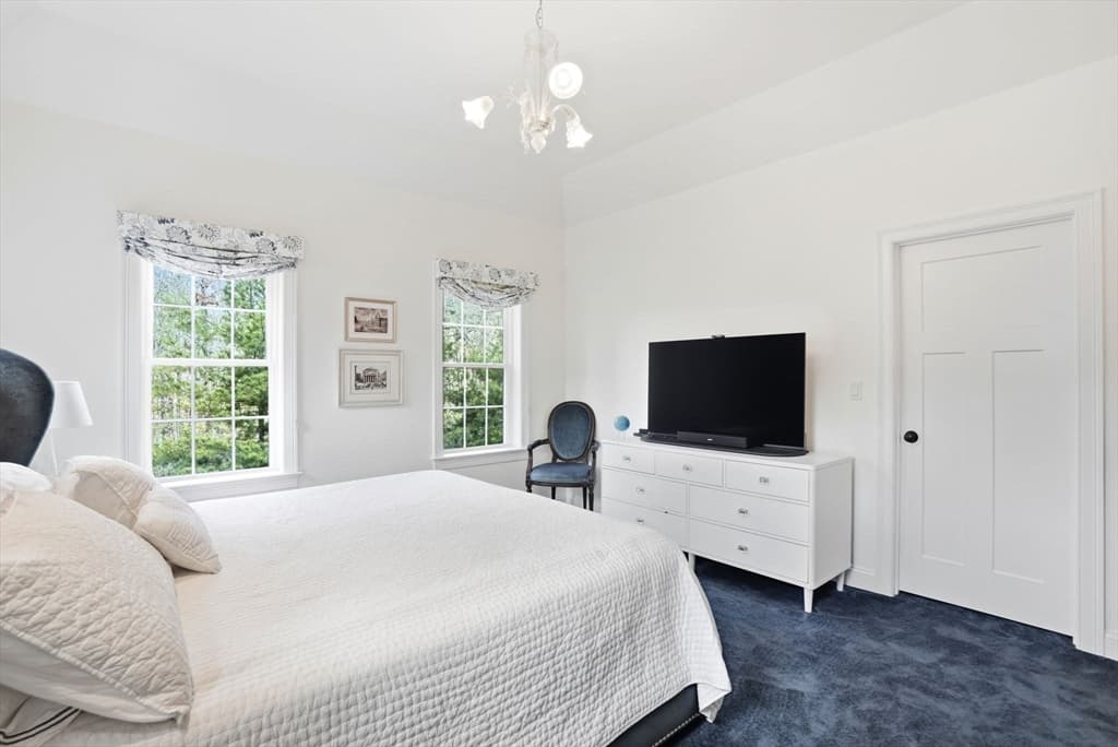 Single Family Residence at 10 Cranberry Farm Rd, Plymouth MA 02360, photo 12 of 26