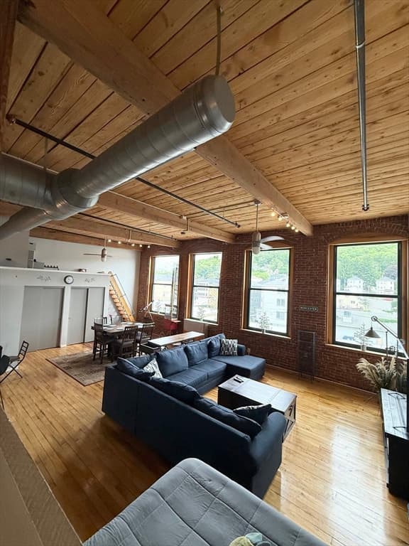 Condominium at 1 Envelope Ter # 309, Worcester MA 01604, photo 2 of 19