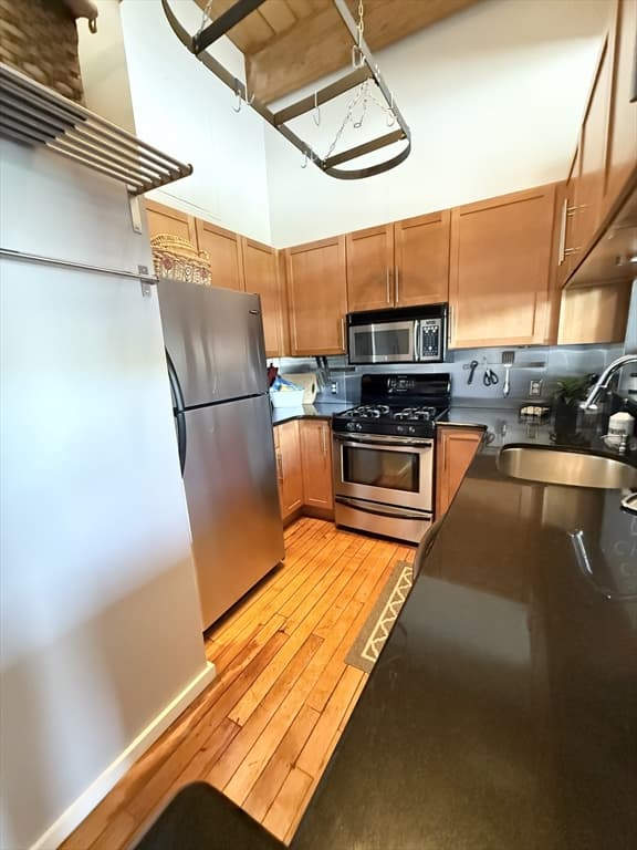 Condominium at 1 Envelope Ter # 309, Worcester MA 01604, photo 9 of 19