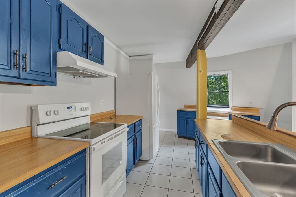 Single Family Residence at 243 Oak St, Holliston MA 01746, Holliston, photo 7 of 42