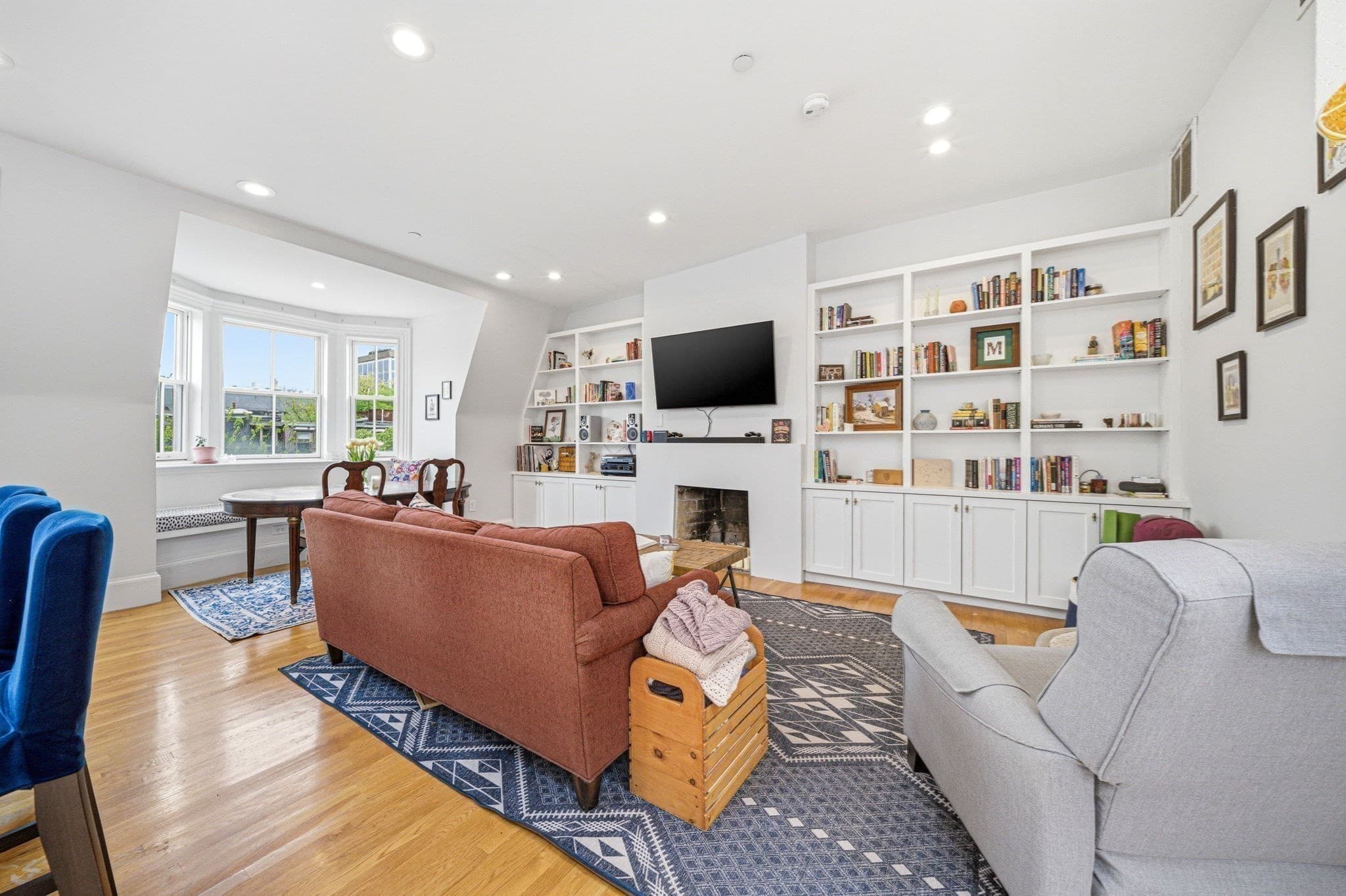 Condominium at 25 Worcester Square # 5, Boston MA 02118, photo 9 of 23