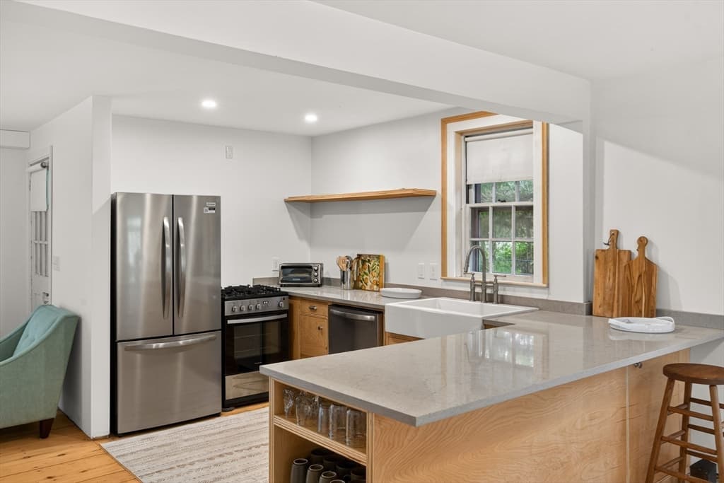 120 Ocean View Avenue, Barnstable MA 02635 photo 12