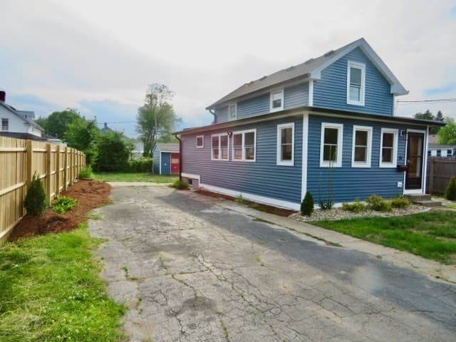 Single Family Residence at 74 Parsons Street, Easthampton MA 01027, Easthampton, photo 3 of 38