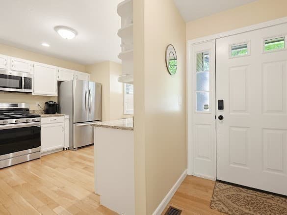 Condominium at 6 Rosewood Lane # 6, Hopkinton MA 01748, Hopkinton, photo 3 of 35