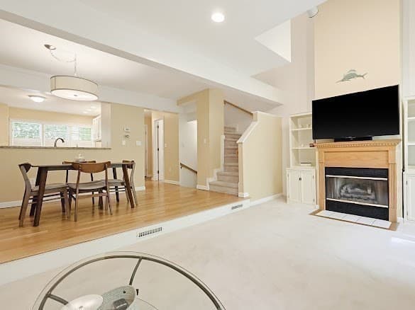 Condominium at 6 Rosewood Lane # 6, Hopkinton MA 01748, Hopkinton, photo 15 of 35