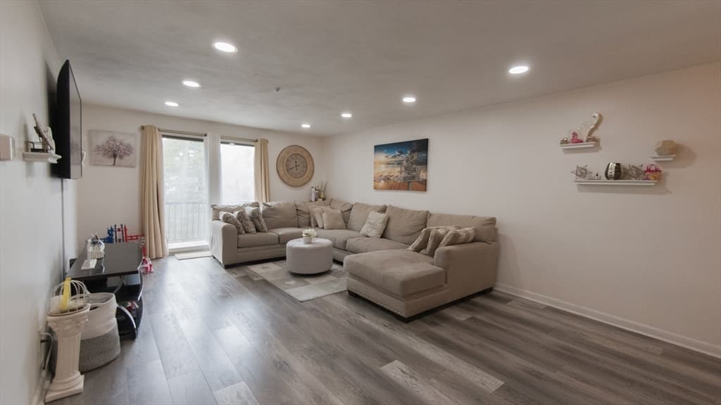 Condominium at 232 Canton St # 206, Randolph MA 02368, Randolph, photo 5 of 25