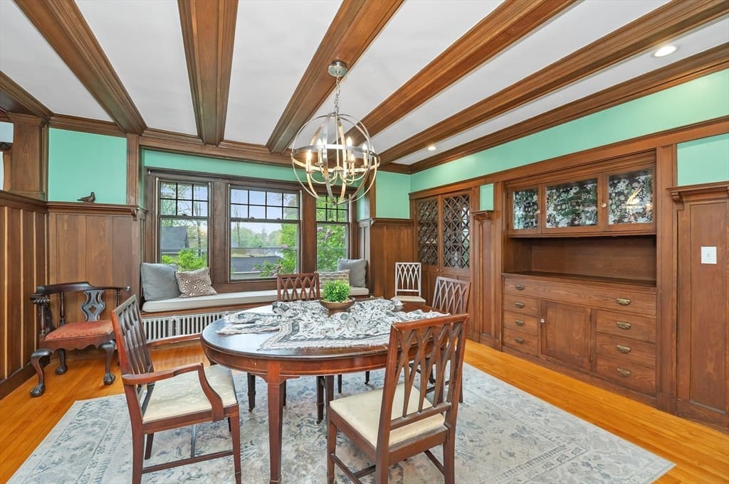 Single Family Residence at 12 Newton Rd, Haverhill MA 01830, photo 5 of 34