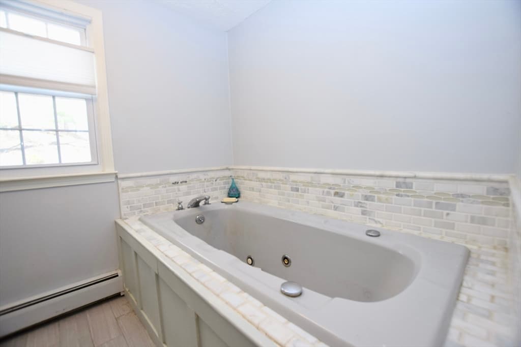 Single Family Residence at 9 Hill Dale Rd, Plymouth MA 02360, Plymouth, photo 23 of 41