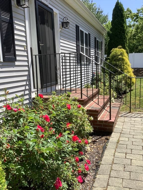 1677 Plymouth St, Bridgewater MA 02324