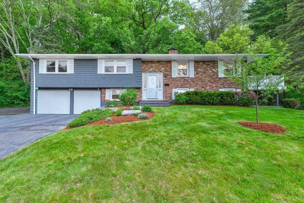 15 Bosworth Rd, Framingham MA 01701