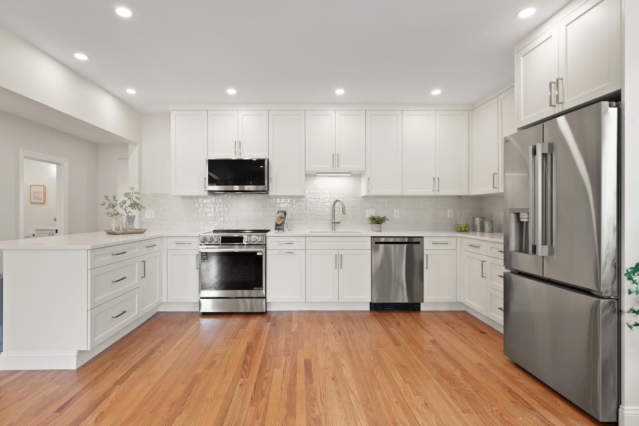 2 Family - 2 Units Up/Down at 156-158 Waverley St, Belmont MA 02478, Belmont, photo 10 of 42