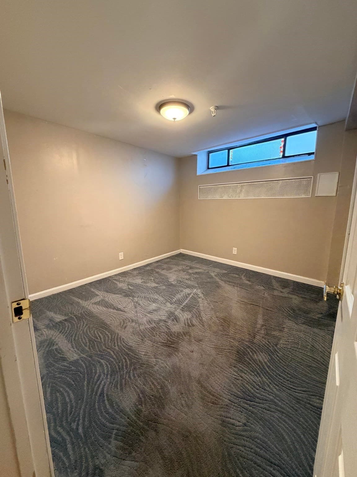 Condominium at 5 Braemore Rd # A, Boston MA 02135, photo 5 of 7