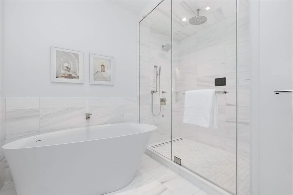 Condominium at 150 Seaport Blvd # 12B, Boston MA 02210, photo 13 of 28