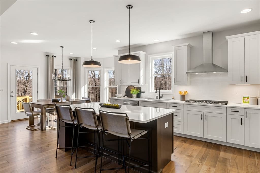 Single Family Residence at 530 West Street # 1, Walpole MA 02081, Walpole, photo 2 of 22