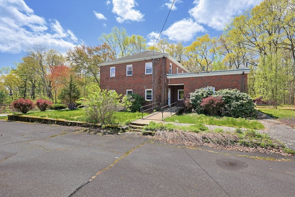 Single Family Residence at 90 School Street, Plainville MA 02762, Plainville, photo 33 of 33