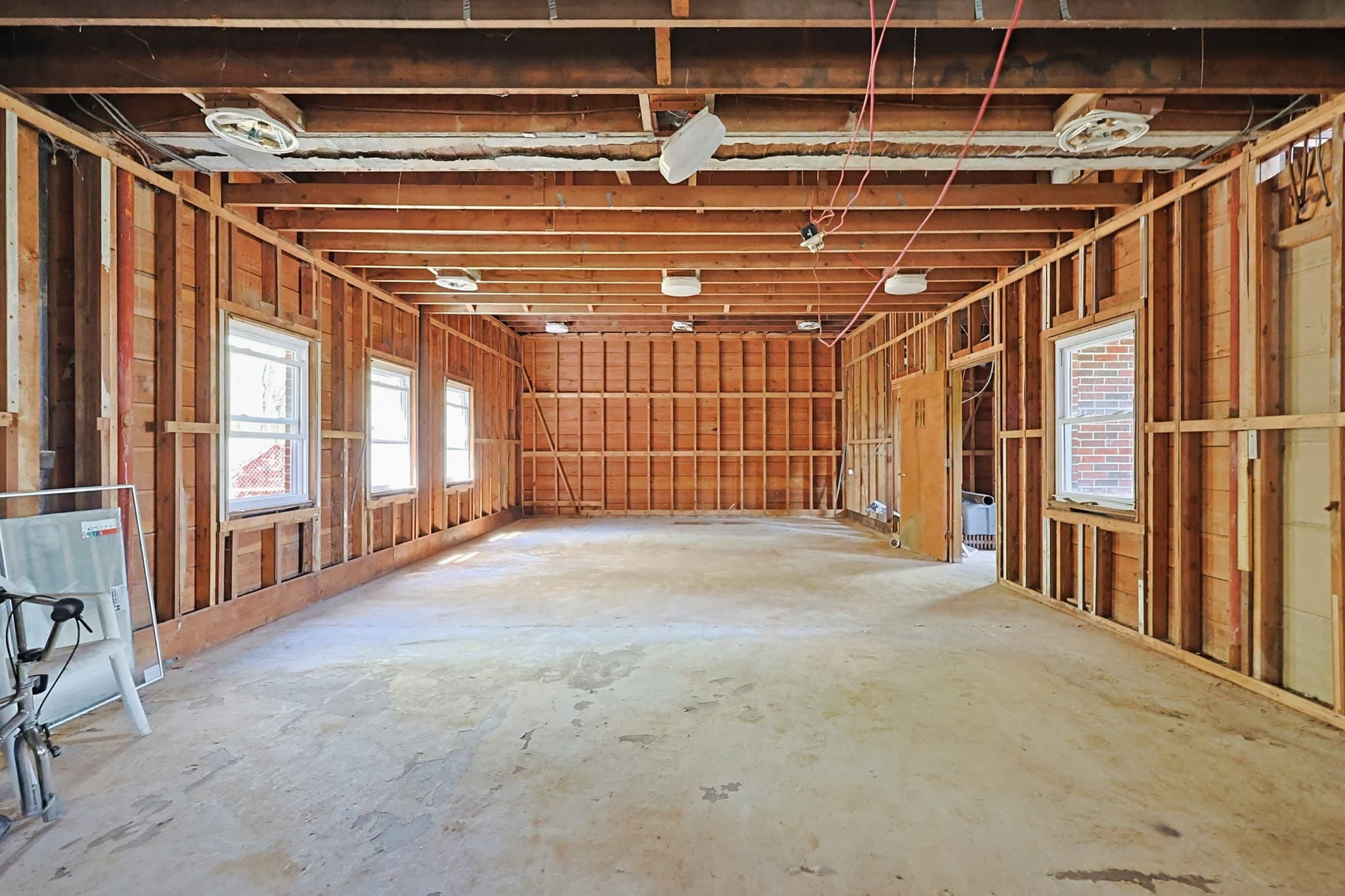 Residential at 90 School Street, Plainville MA 02762, photo 7 of 33