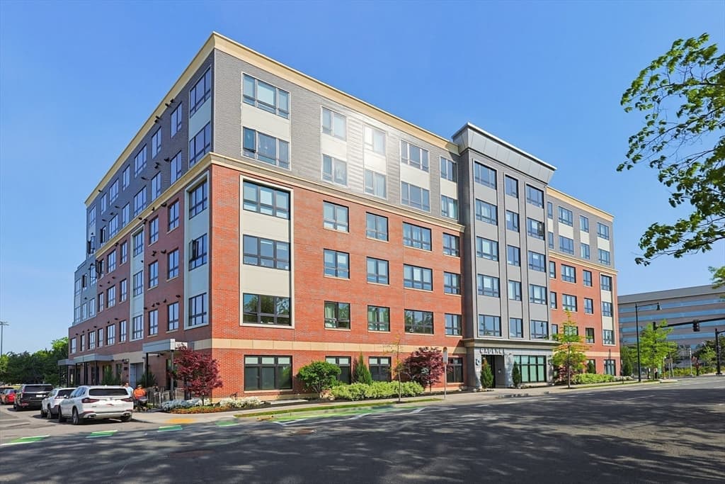 70 Leo Birmingham Parkway # 501, Boston MA 02135