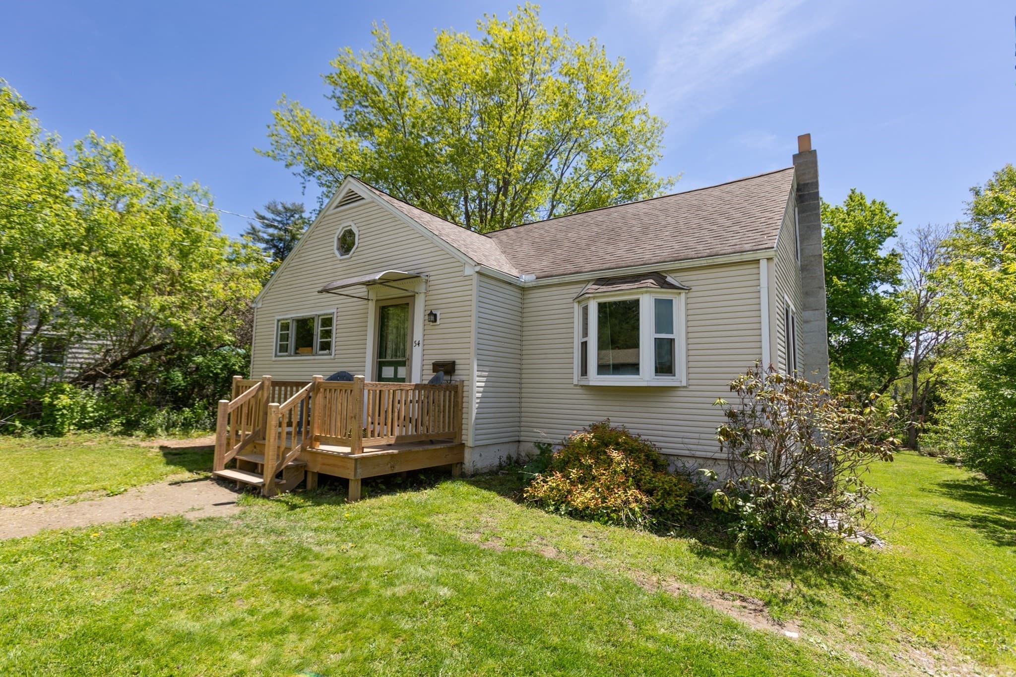 54 Charles St, Williamstown MA 01267