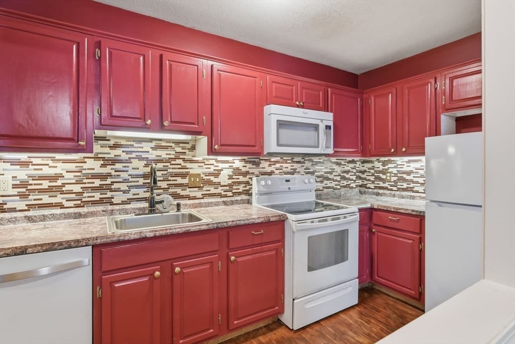 124 College St # 2, South Hadley MA 01075 photo 16