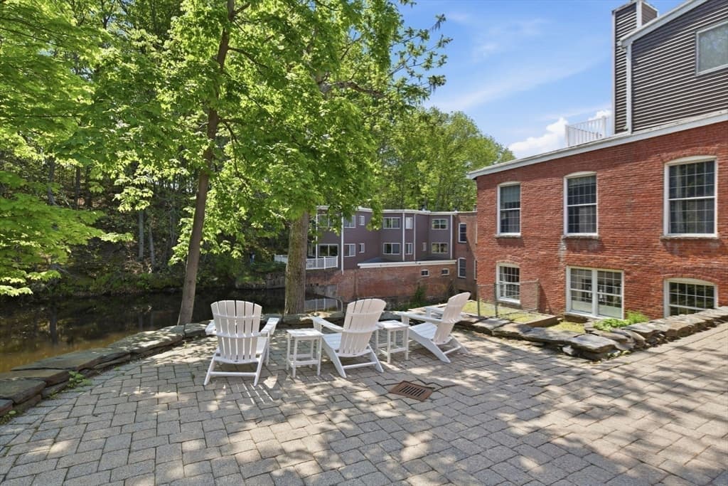 124 College St # 2, South Hadley MA 01075 photo 32