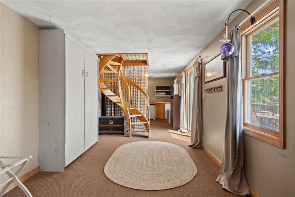 212 Grove St, Clinton MA 01510 photo 19