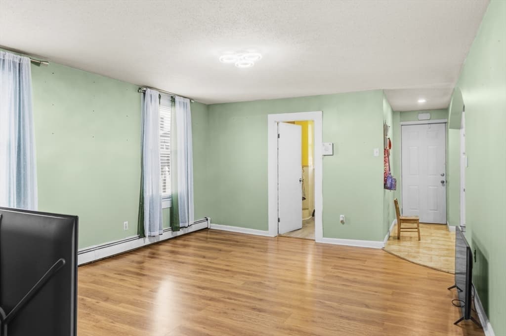 3 Family at 55 Salisbury St, New Bedford MA 02744, photo 10 of 41