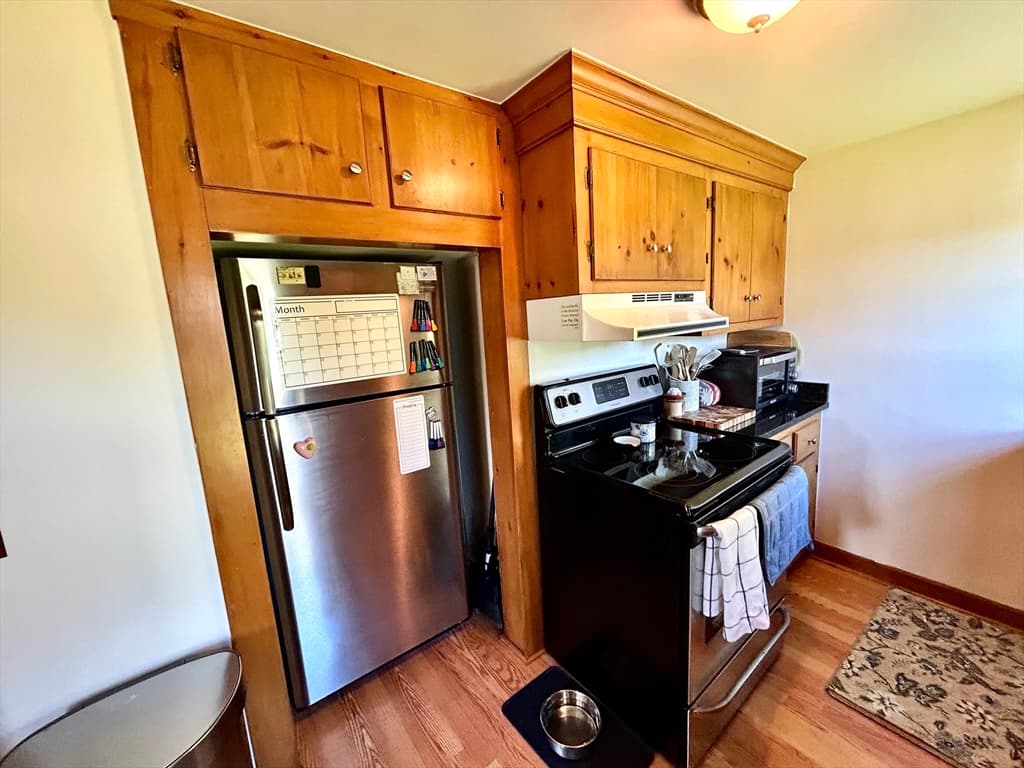4 Family at 107 Brigham, Northborough MA 01532, photo 27 of 42