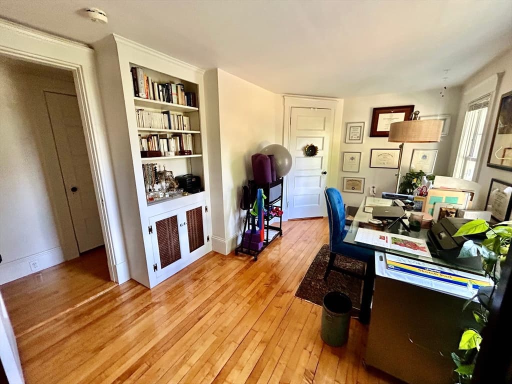 4 Family at 107 Brigham, Northborough MA 01532, photo 14 of 42