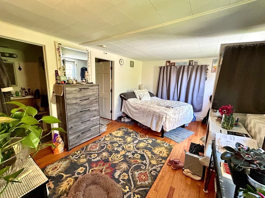 4 Family at 107 Brigham, Northborough MA 01532, photo 39 of 42
