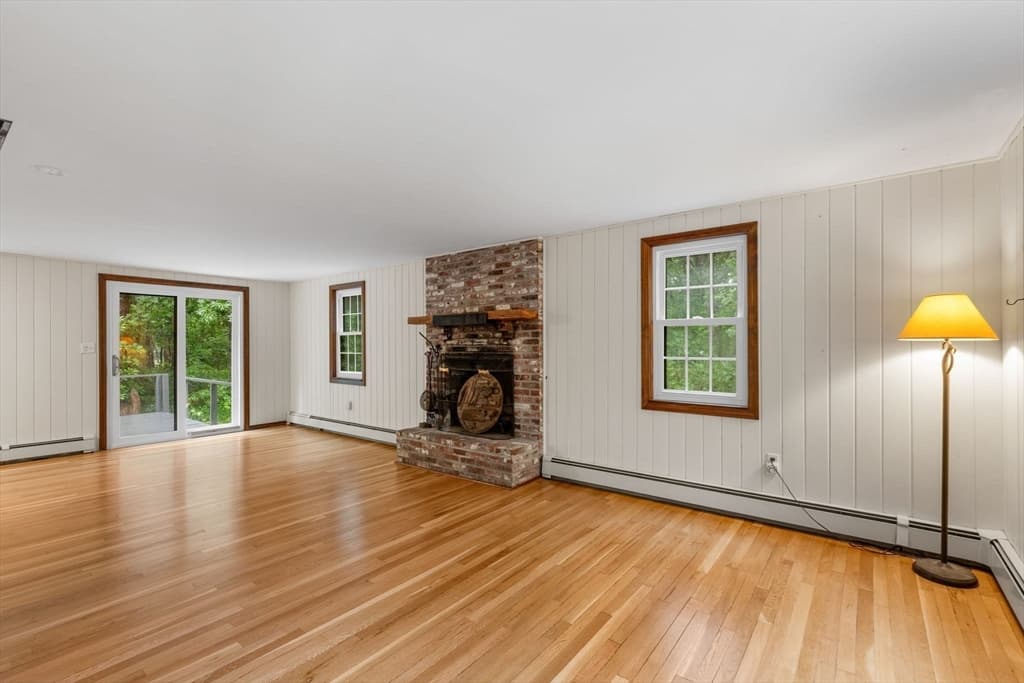 Single Family Residence at 80 Runway Ln, Eastham MA 02642, Eastham, photo 6 of 34