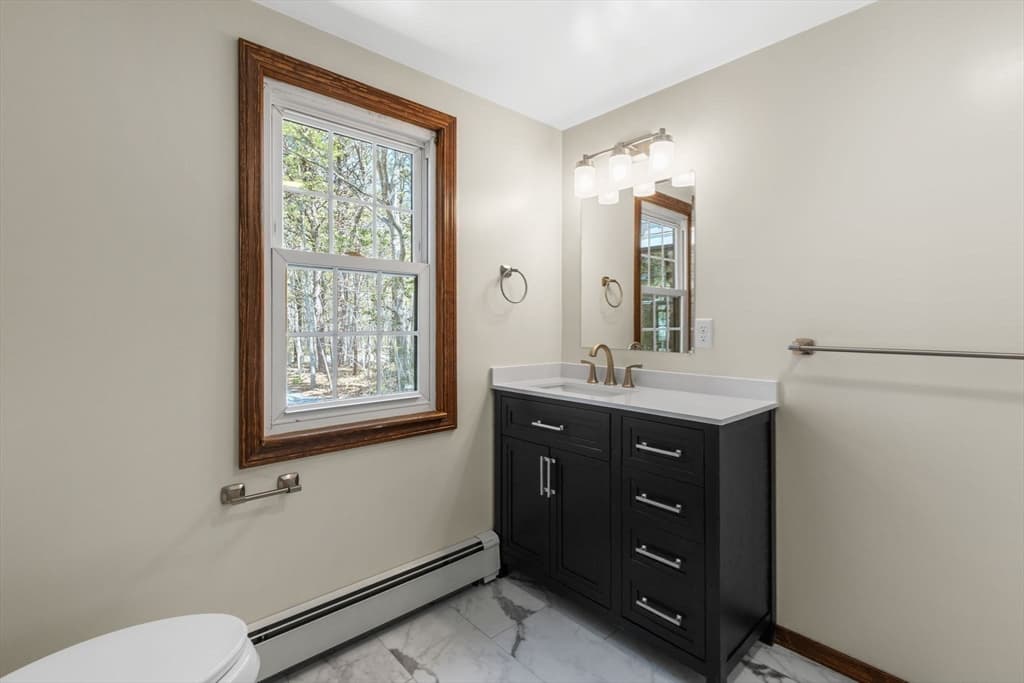 Single Family Residence at 80 Runway Ln, Eastham MA 02642, Eastham, photo 17 of 34